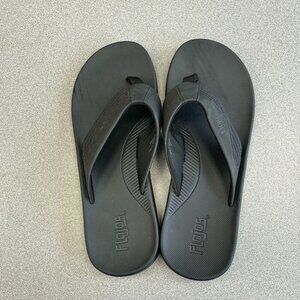 NWOT Flojos Men's Size 12 Black Flip Flops Thong Sandals